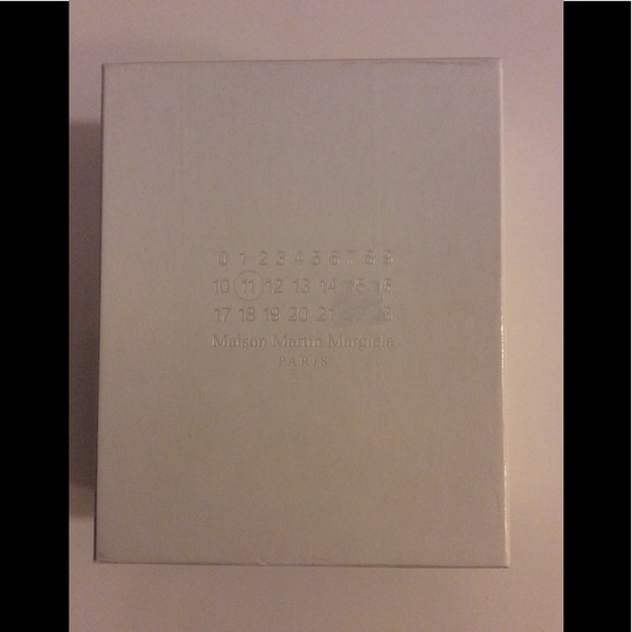 MAISON MARTIN MARGIELA Gold belt seen on Beyoncé main image 8